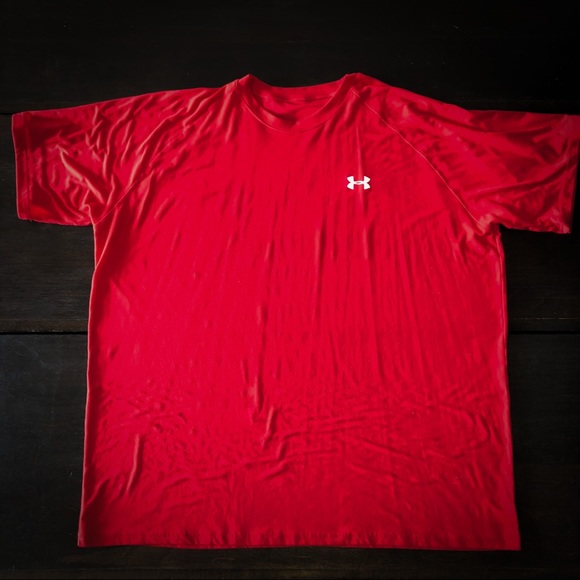 Under Armour Other - Under Armour Mens XXL Loose Fit Red Training Shirt